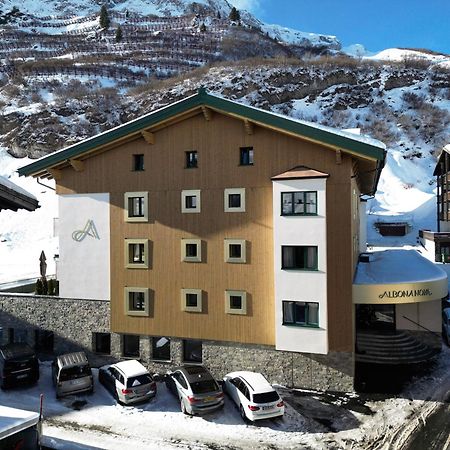 Hotel Albona Nova Zuers Exterior foto